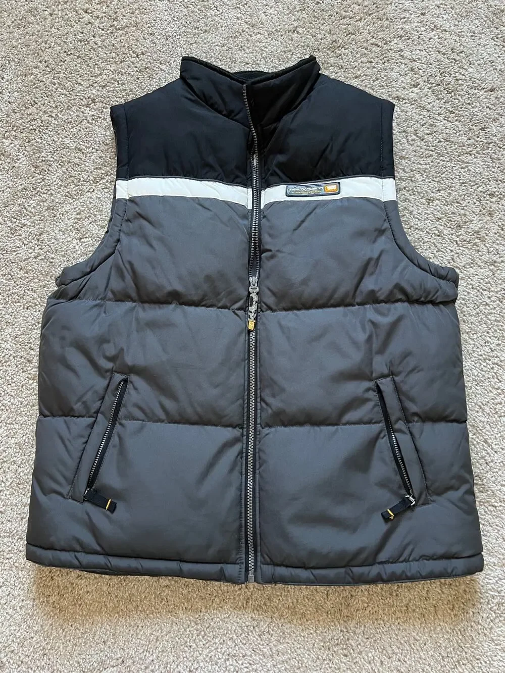 ZeroXposur Y2K Puffer Vest XL Kids 18/20 Black Gray Snowboard Skiing Winter